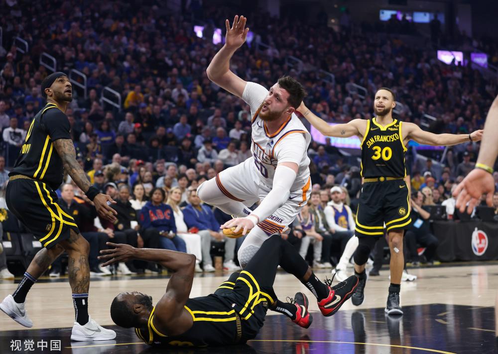 更因为他已 更因为他已