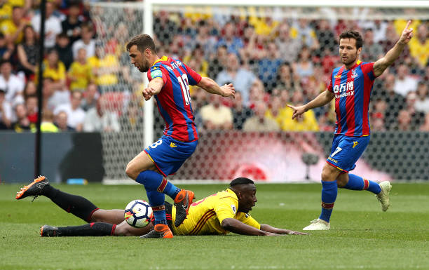 他在里昂的 他在里昂的