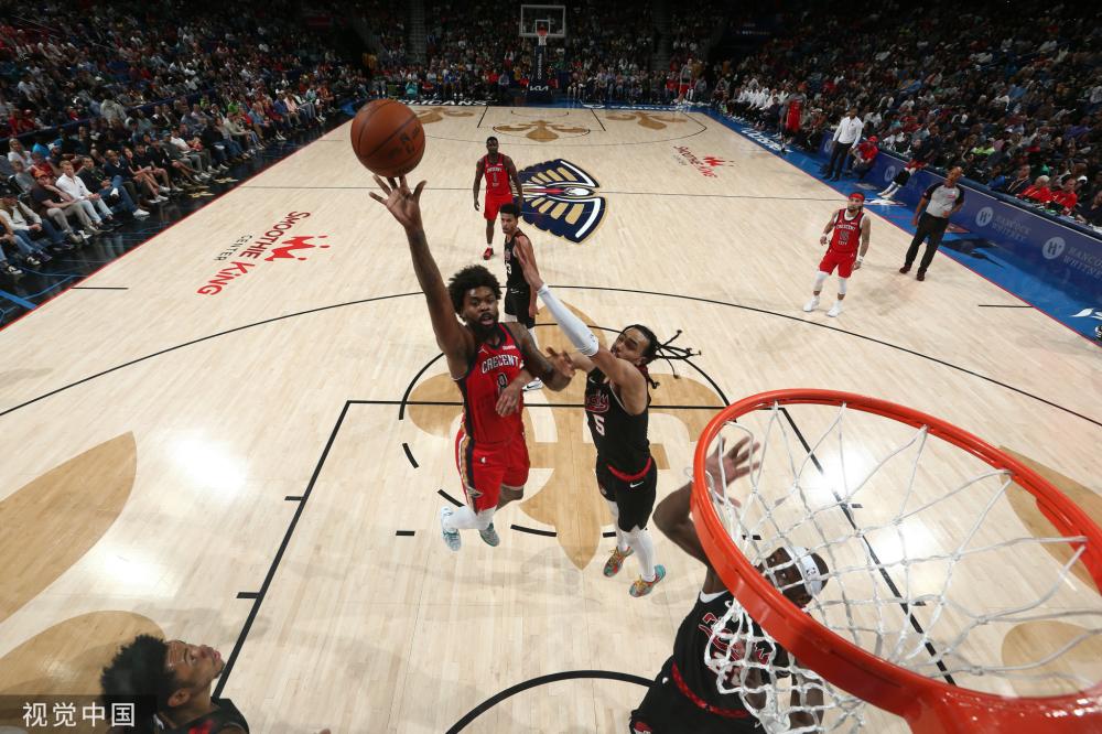 场地不仅有 场地不仅有